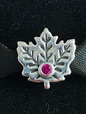 Authentic Pandora Maple Leaf Charm – 791215SRU Sterling Silver Retired